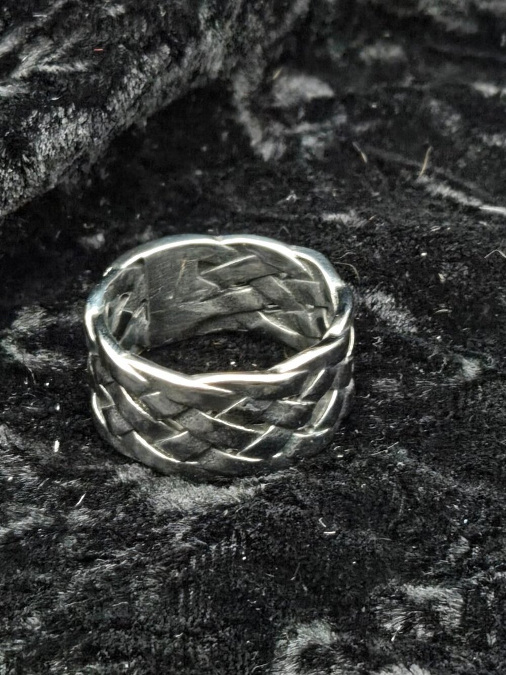 Woven Band Ring Silver Tone Metal...26024